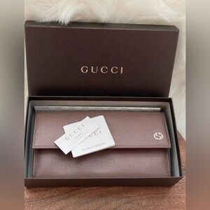 GUCCI 🤎Like New Full Size Wallet